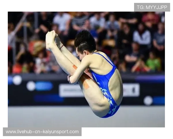 跳水队完善空中姿态细节，整套动作完成度提高