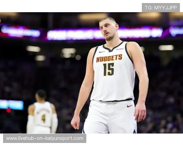 又是三节三双！约基奇狂轰32+14+14提前打卡 差3失误取大号四双，约基奇30+20+10